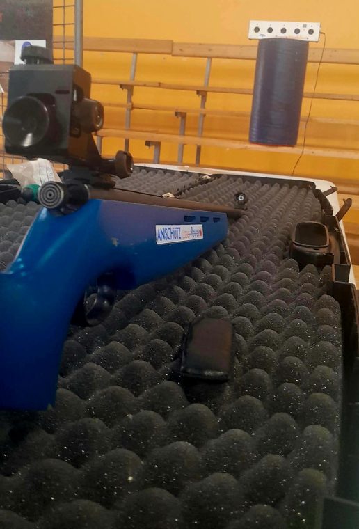 Matériel de tir présenté sur le stand du club